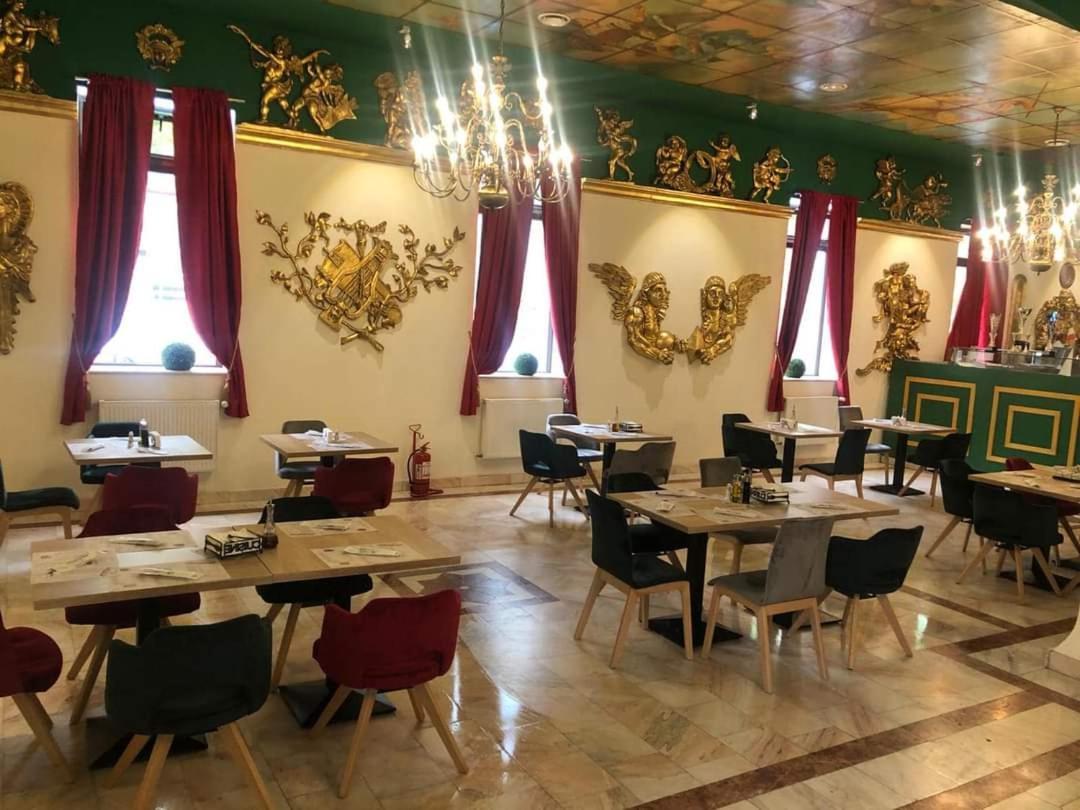 Hotel Kreta Galaţi Dış mekan fotoğraf